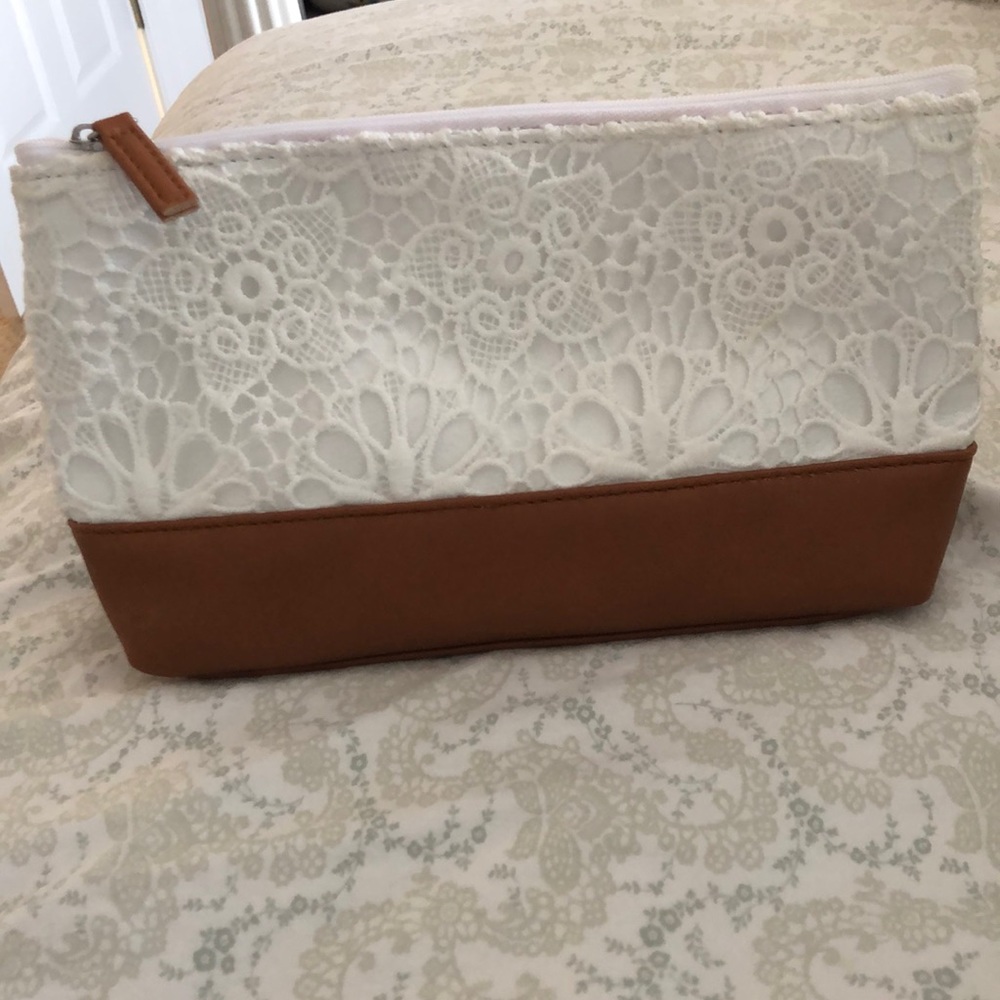 Makeup bag